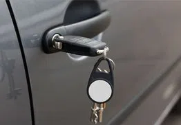 Gallery Locksmith Store Longboat Key, FL 941-564-3371 - 18-Car-unlock