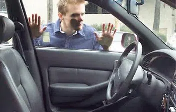 Gallery Locksmith Store Longboat Key, FL 941-564-3371 - 20-Keys-Locked-In-Car